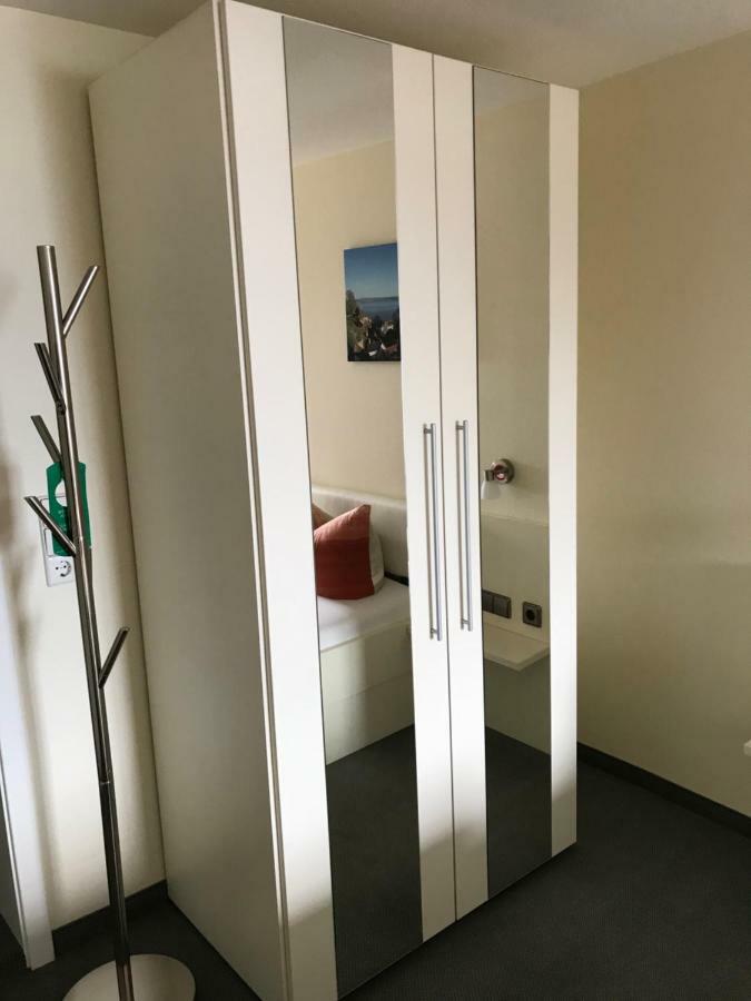 Gaestehaus Seliger 미르스부르크 외부 사진